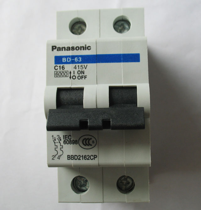 松下斷路器\空氣開(kāi)關(guān) BD-63 C16 415V 2P 16A 空氣開(kāi)關(guān)(塑殼斷路器)