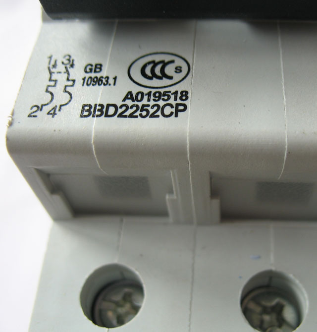 ����·��\�՚��_(k��i)�P(gu��n) BD-63 C25 415V 2P 25A �՚��_(k��i)�P(gu��n)���ܚ���·����