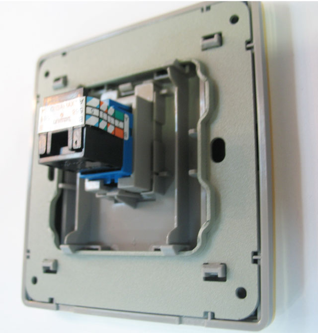 ��һ������Ϣ������� GIGAMAX ����1λ ����ɫ ��X����