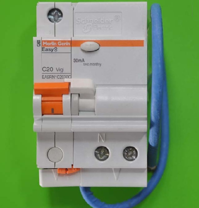 ��·��\�՚��_�P(gu��n) EA9RN1C2030C 1P+N 20A ʣ�������(d��ng)����·��