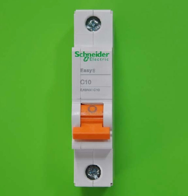 施耐德斷路器\空氣開關(guān) EA9AN1C10 1P 10A 空氣開關(guān)(塑殼斷路器)