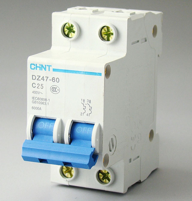 正泰斷路器\空氣開關(guān) DZ47-60 C25 2P 25A 空氣開關(guān)(塑殼斷路器)