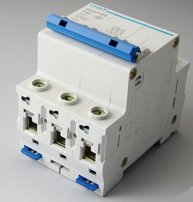 ��̩��·��\�՚��_(k��i)�P(gu��n) DZ47-60 C32 3P 32A �՚��_(k��i)�P(gu��n)���ܚ���·����