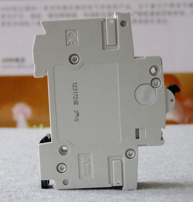 ABB斷路器\空氣開關(guān) S260 C63A 1P 63A 空氣開關(guān)(塑殼斷路器)