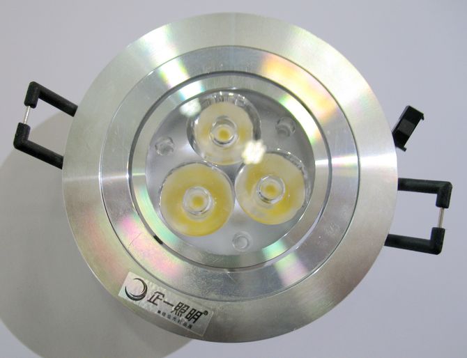 LEDͲ�����컨�� QY-B8831  3��1w ���bǶ��ʽ δ֪ ܇�X���|(zh��)���yɫ