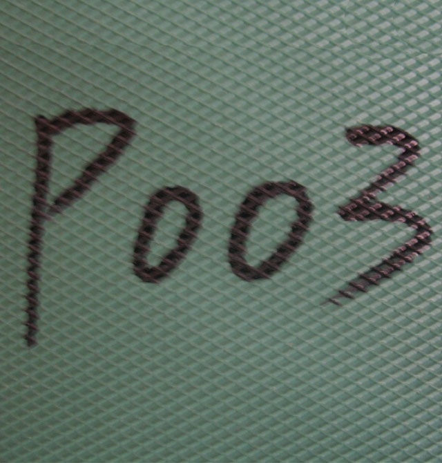 ���m�K��PVC���ϵذ� ��ɫ��͸��ϵ��P003 304mm��304mm����1.6mm ��ɫ