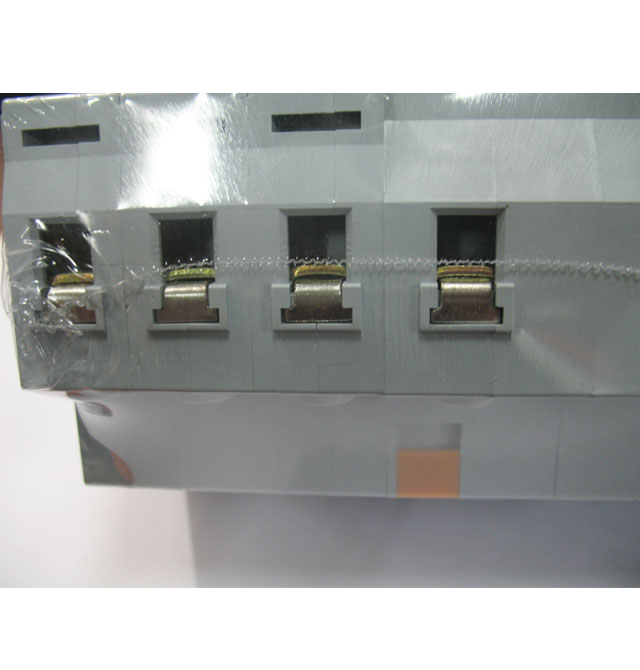 ���ʔ�·��\�՚��_�P(gu��n) DZ47LE-63 C63 3P 63A ©��_�P(gu��n)