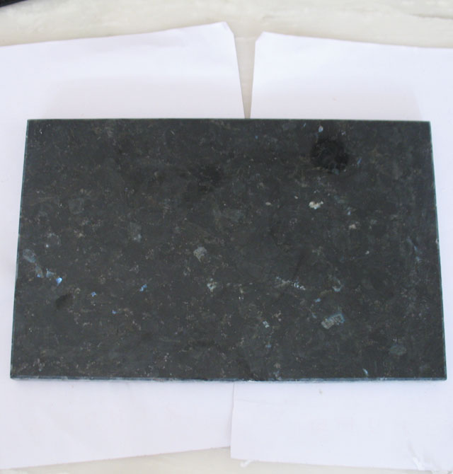 �A��ʯ�Ļ����r �{(l��n)�� ��1.7mm