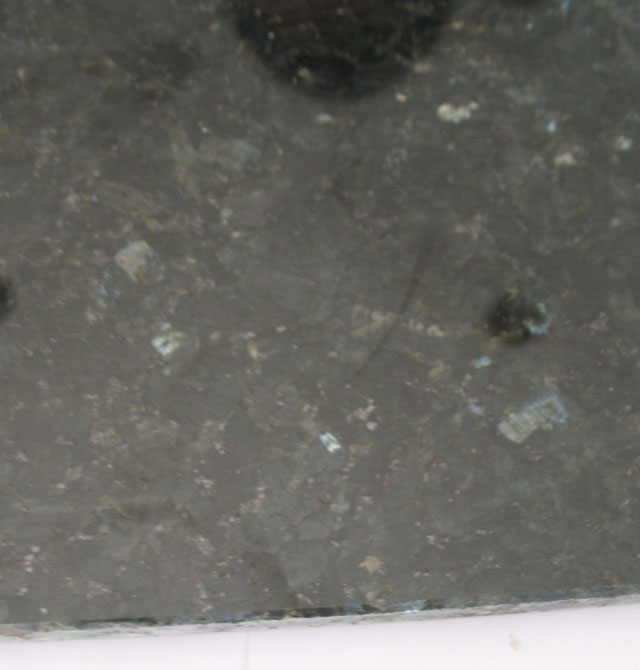 �A��ʯ�Ļ����r �{(l��n)�� ��1.7mm