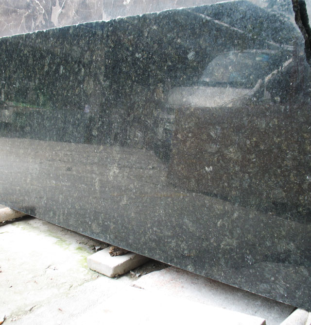 �A��ʯ�Ļ����r �{(l��n)�� ��1.7mm