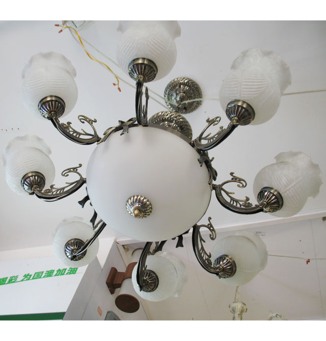 康富來吊燈 6891(8+3) 金屬燈架+工藝玻璃燈罩 傳統(tǒng)復(fù)古風(fēng)格 Φ1200mm 白色