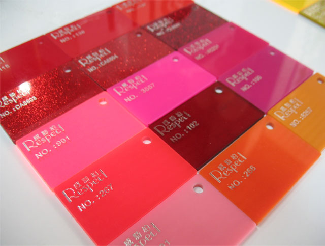 ��Ԋ���ЙC(j��)�����壨�������壩 �ɹ�͸ϵ��102 2440��1220��3mm