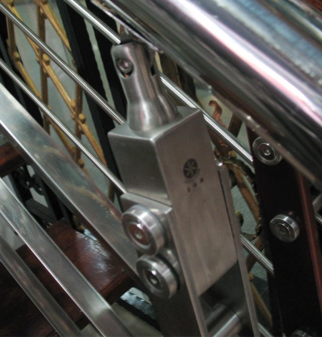 廣勝樓梯護(hù)欄 不銹鋼扶手中等款10 訂做