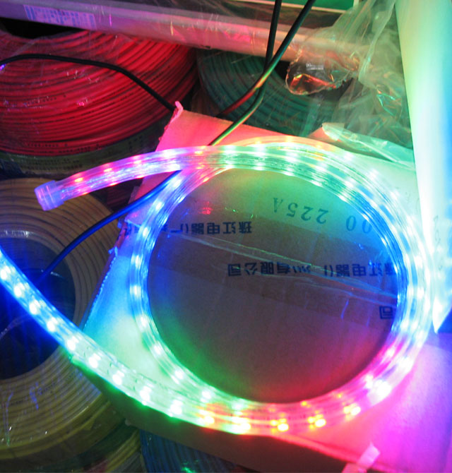 永達(dá)LED燈帶燈條 5050彩色軟光條 60珠/米 白黃紅綠四色 滴膠防水