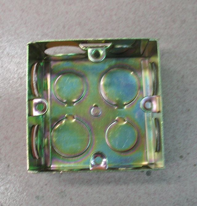 永達底盒(接線盒) 鐵底盒1.0厚 77mm×77mm×40mm×單盒