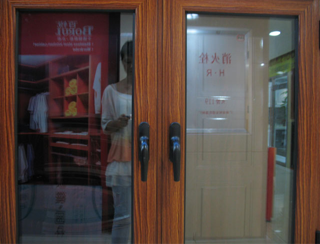 껎�ƽ�_�� HS(C)-L-01�X�Ͻ��A���ٻ�ľɫ(�S) ӆ��