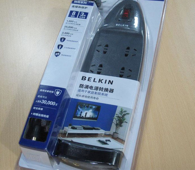 貝爾金電源轉(zhuǎn)換器/插排板 守望者系列F9G826BE3M八連接線板插座 8×三極 有線 帶開關(guān) 3米