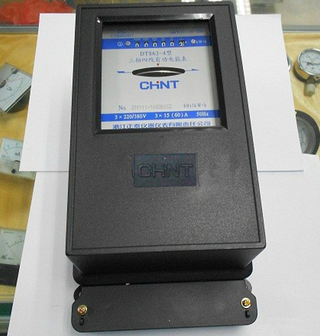 ��̩��ܱ�늶ȱ� ��̩DT862�����ľ��й���ܱ� 3��380\220V 15(60)A  �й�