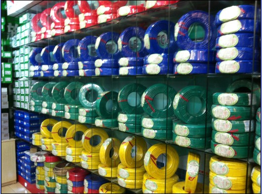 �c�S��о늾���| ��ȼ������ϩ�^��늾� 2.5m�O ZB- BVV 100�� 300\500V