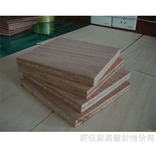 �yȼ�z�ϰ� 2440mm��1220mm����15mm B1