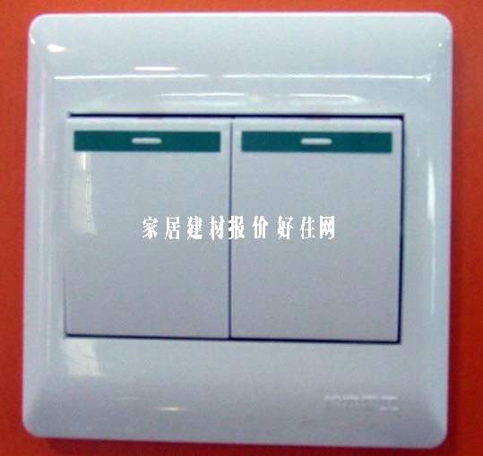 松本大蹺板開關(guān)面板 YS-019 2位單控 白色 帶熒光指示