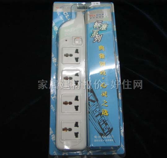 TCL-羅格朗電源轉(zhuǎn)換器/插排板 C934SB 4×三極 有線 帶開關(guān) 2米