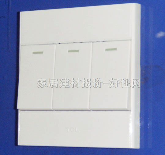 TCL-羅格朗大蹺板開關(guān)面板 A6/33/1/2AY 3位單控 白色 帶熒光指示