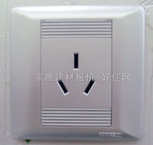 ��늲������ C8/10CS ���O ��ɫ