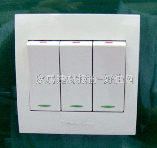 梅蘭日蘭大蹺板開關(guān)面板 A2 3位單控 白色 帶熒光指示