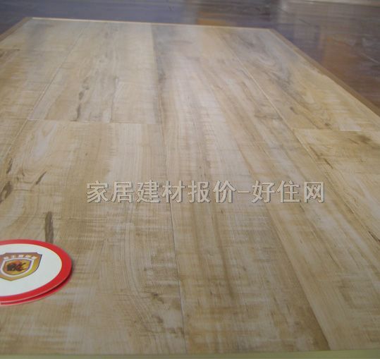 標(biāo)王實(shí)木復(fù)合地板 多層實(shí)木復(fù)合法國古柏B862 810mm×125mm×厚12mm