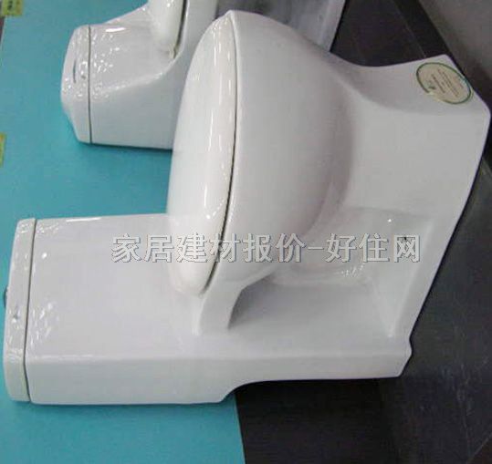 圣羅蘭連體馬桶坐廁 SA8209 700mm×350mm×高730mm