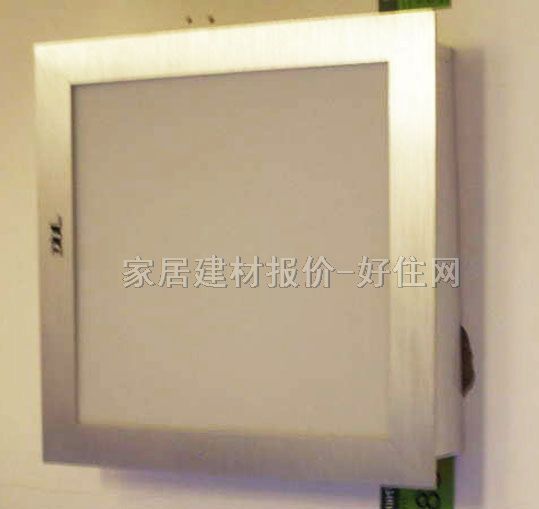 ��픟� �N�l(w��i)�(y��ng)�_(t��i)��323 ���� ��(ji��n)�s�L(f��ng)�� �׵׎��yɫ������