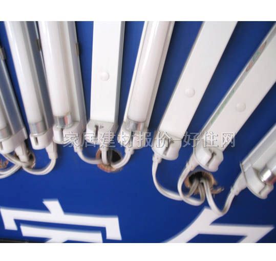 ���ۡ��O���չ����Դ T5/SX-07 8W