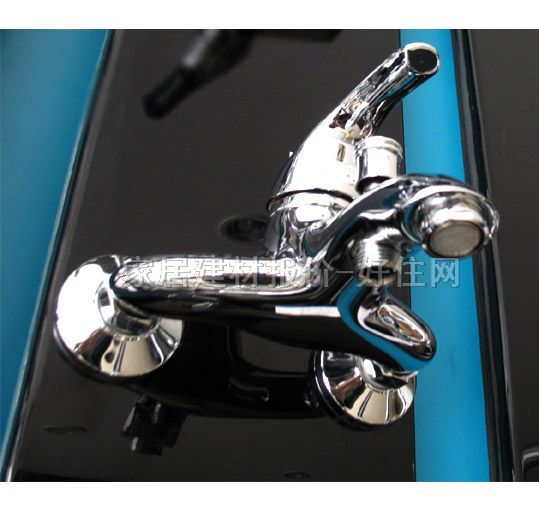 九牧王浴缸淋浴龍頭 浴缸8307-009 明裝掛墻式