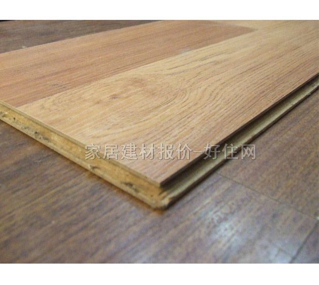 揚(yáng)子強(qiáng)化復(fù)合地板 雙拼橡木YZ211 1215×125×8mm