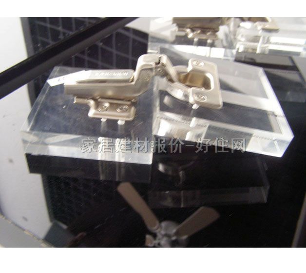 �����������q� C07 ��-�o(w��)�w ������