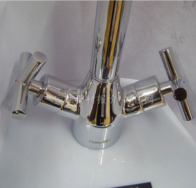 華藝面盆龍頭 19070T7 冷熱 雙把雙孔 無 不銹鋼