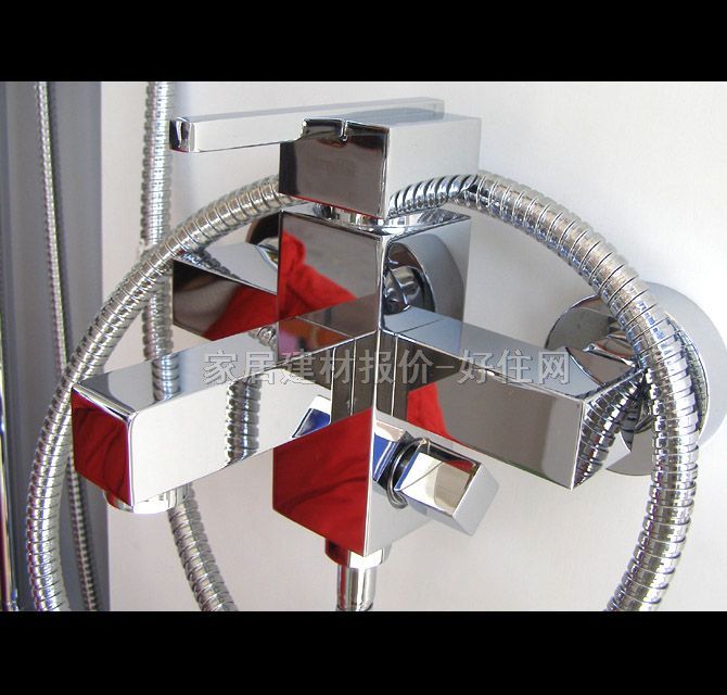 華藝浴缸淋浴龍頭 QM23A97C 明裝掛墻式