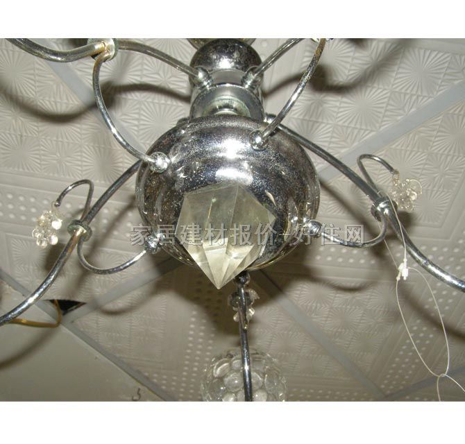 新金鴻吊燈 E0002 金屬燈架+仿水晶玻璃燈罩 現(xiàn)代流行風(fēng)格 白色