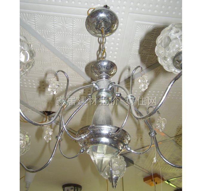 新金鴻吊燈 E0002 金屬燈架+仿水晶玻璃燈罩 現(xiàn)代流行風(fēng)格 白色