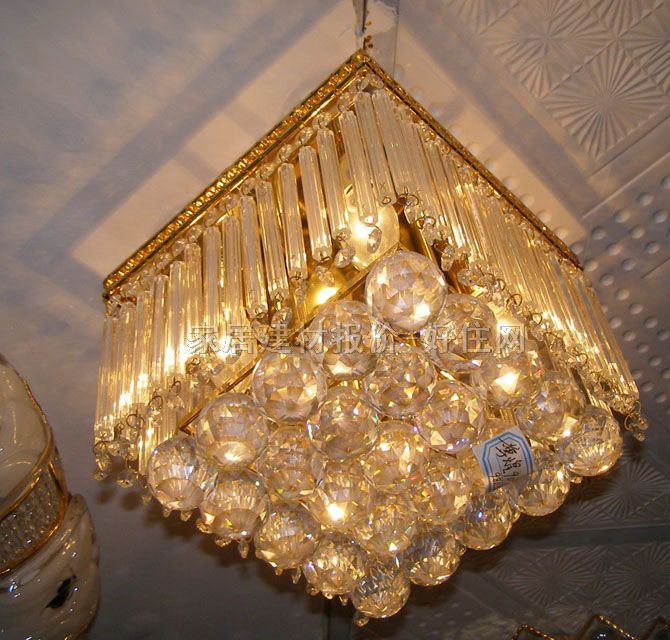 尊煌吸頂燈 客廳吸頂燈9093 方形 230mm×230mm 大型奢華風(fēng)格 白底帶金黃水晶玻璃