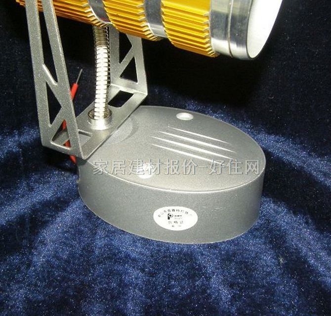 普賽特石英射燈 002 50W 吸頂座式 金黃色