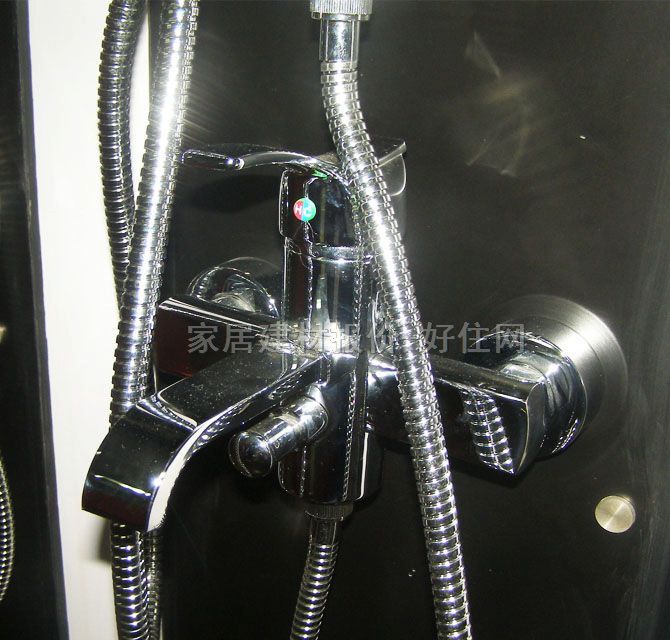 樂意浴缸淋浴龍頭 浴缸L3199 明裝掛墻式