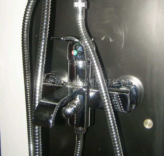 樂意浴缸淋浴龍頭 浴缸L3199 明裝掛墻式