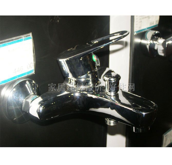 樂意浴缸淋浴龍頭 浴缸L3002 明裝掛墻式