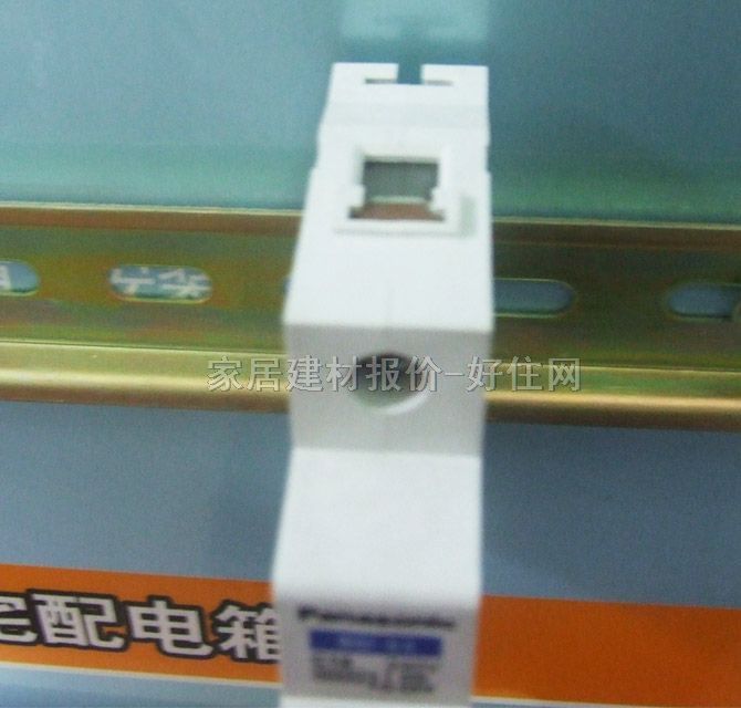 松下斷路器\空氣開關(guān) BD-63 C16 1P 16A 空氣開關(guān)(塑殼斷路器)