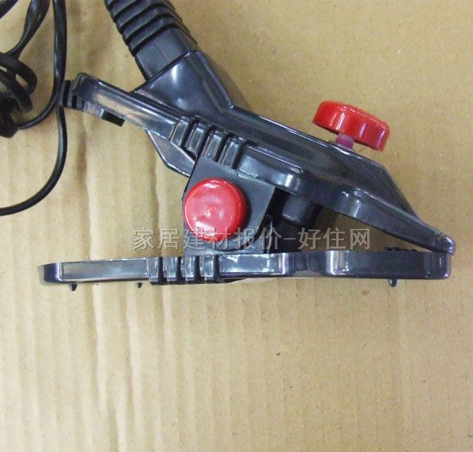 佰利威臺燈 夾子黑色 高未知cm 兒童卡通 塑料燈罩 塑料燈架