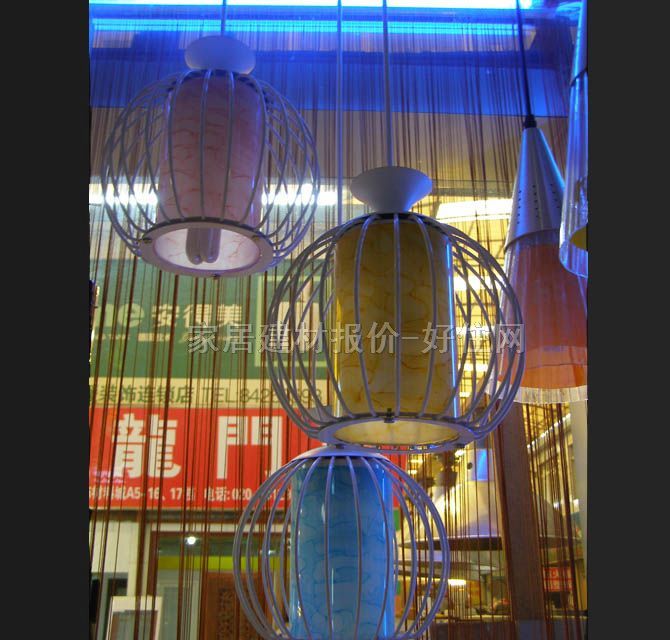 開心吊燈 9216 金屬燈架+工藝玻璃燈罩 現(xiàn)代流行風格 彩色