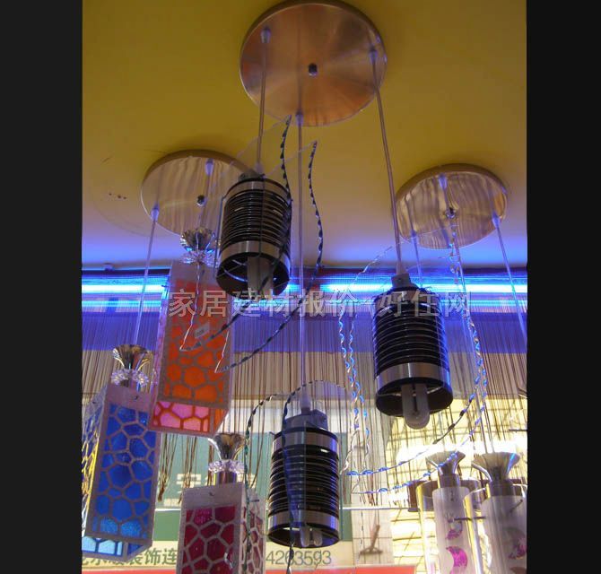 開心吊燈 1729 金屬燈架+金屬燈罩 現(xiàn)代流行風(fēng)格 彩色