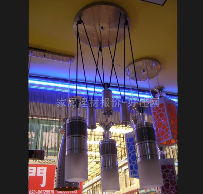 開心吊燈 圓柱型8029 金屬燈架+磨砂玻璃燈罩 現(xiàn)代流行風(fēng)格 白色